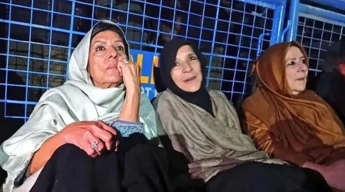 Imran Khan's Sisters Criticize PTI Leadership Over Silence, Inaction