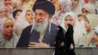 Iran Warns US of 'Severest' Response to Any Military Attack