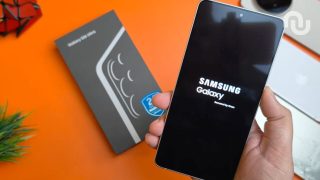 Samsung Galaxy S26 Ultra Early Hands-On Leak Shows 'Privacy Display'