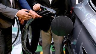 Oil Industry Seeks Review of Mandatory EV Chargers at Petrol Stations