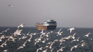 Hormuz Strait Disruption Could Devastate Pakistan's Economy: Study