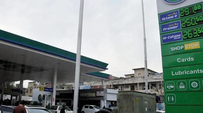 Government Holds Fuel Prices Despite Global Oil Price Surge