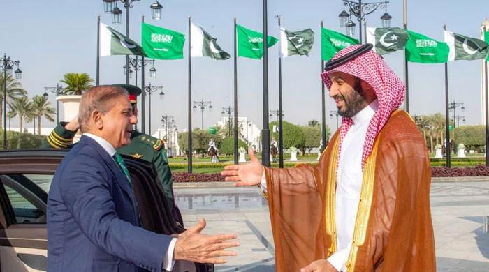 Pakistan Seeks $5 Billion Oil Facility, 10-Year Deposit from Saudi Arabia