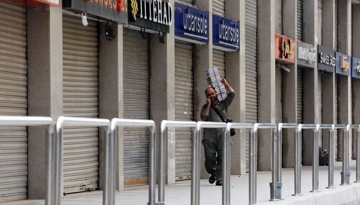 Sindh Considers 'Smart Lockdown' to Conserve Fuel Amid Middle East Crisis