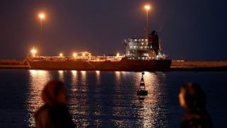 Gulf Conflict Strangles Oil Supply Line, Global Markets in Turmoil