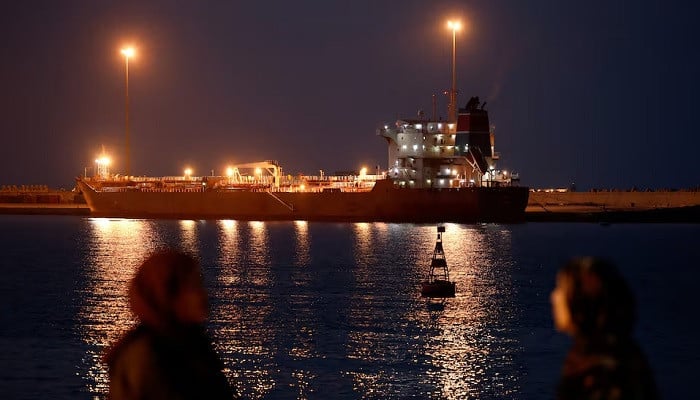 Gulf Conflict Strangles Oil Supply Line, Global Markets in Turmoil