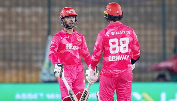 Islamabad United Defeat Karachi Kings by 8 Wickets in PSL