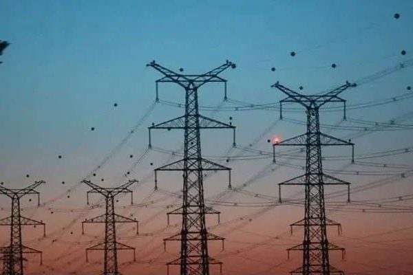 نیپرا نے بجلی کی قیمت میں فی یونٹ 1.42 روپے کا اضافہ کر دیا، کے الیکٹرک سمیت تمام صارفین متاثر
