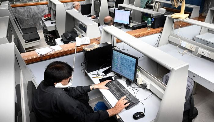 US-Iran Tensions, Oil Price Surge Trigger Sharp Decline at PSX
