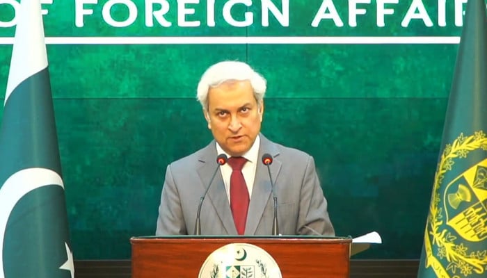 Pakistan Engaged in Close Contact with US, Diplomatic Efforts with Iran Continue