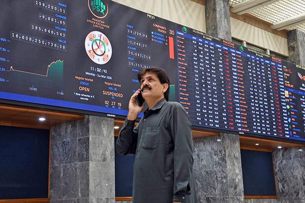 امریکہ ایران مذاکرات کی امیدوں اور سعودی امداد سے پاکستان اسٹاک ایکسچینج میں تاریخی ریکارڈ تیزی