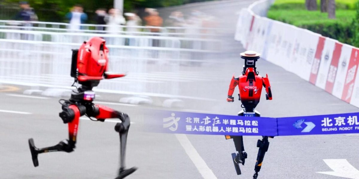 Chinese Humanoid Robots Break Half-Marathon World Record