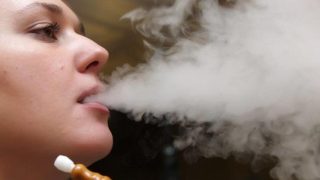 France Smoking Drops; Youth Vaping Risks Rise