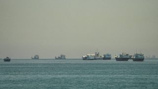 Iran-US Exchange Strikes After Denying Hormuz Deal