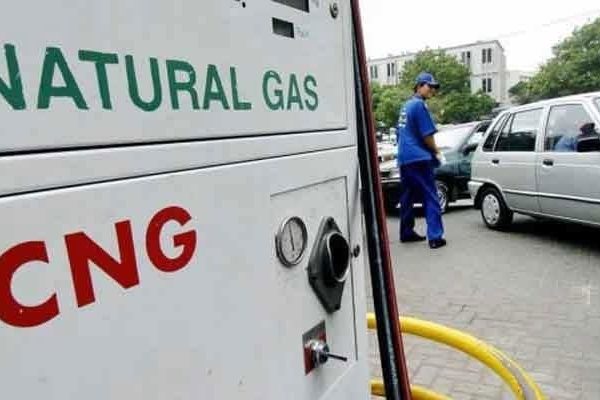 خیبر پختونخوا میں سی این جی اسٹیشنوں کو گیس کی فراہمی بحال، وفاق اور صوبے میں معاہدہ طے
