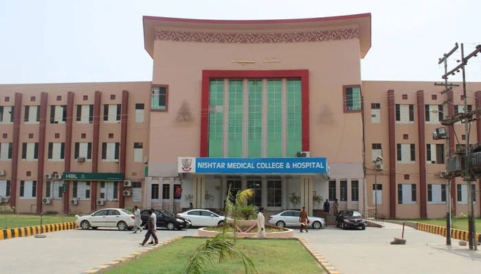 Nishtar Hospital HIV Surgery Scandal: Nine Staff Suspended