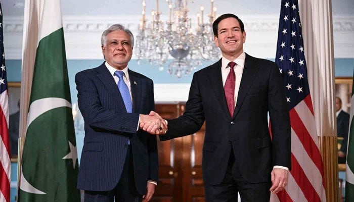 اسحاق ڈار اور مارکو روبیو کی واشنگٹن میں اہم ملاقات، مشرق وسطیٰ میں امن کی کوششوں پر تبادلہ خیال