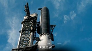 SpaceX Starship Launch Delayed Due to Technical Glitch